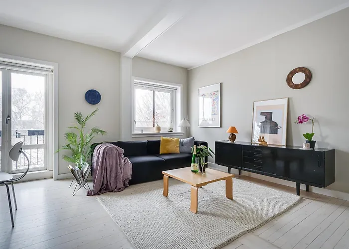 Central & Charming - 67sqm - 5pax Daire *